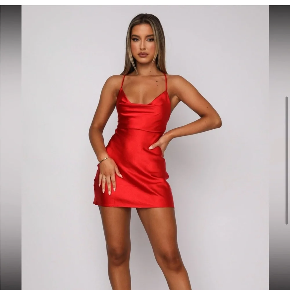 White Fox Chain Of hearts Mini Dress - Picture 3 of 5